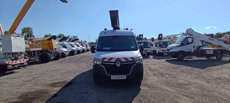 Renault Master Klubb KL32 - 12,5 m, 120 kg - Veoautolt tõusev platvorm: pilt 3 Renault Master Klubb KL32 - 12,5 m, 120 kg - Veoautolt tõusev platvorm: pilt 3