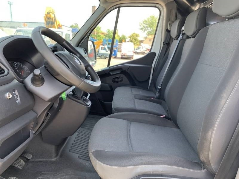 Veoautolt tõusev platvorm Renault Master Klubb KL32 - 12,5 m, 120 kg: pilt 11