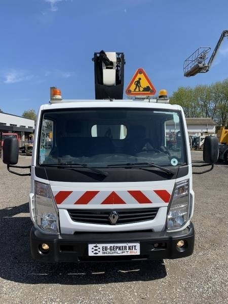 Renault Maxity Klubb KT48 - 16m, 200kg - Veoautolt tõusev platvorm: pilt 3 Renault Maxity Klubb KT48 - 16m, 200kg - Veoautolt tõusev platvorm: pilt 3