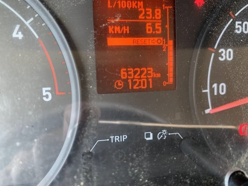 Veoautolt tõusev platvorm Renault Maxity Multitel 160 ALU DS - 16m: pilt 13 Veoautolt tõusev platvorm Renault Maxity Multitel 160 ALU DS - 16m: pilt 13