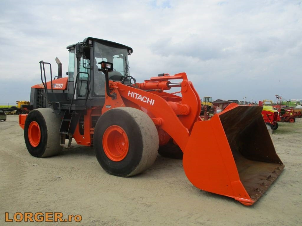 Hitachi ZW 250 - Rataslaadur: pilt 4 Hitachi ZW 250 - Rataslaadur: pilt 4