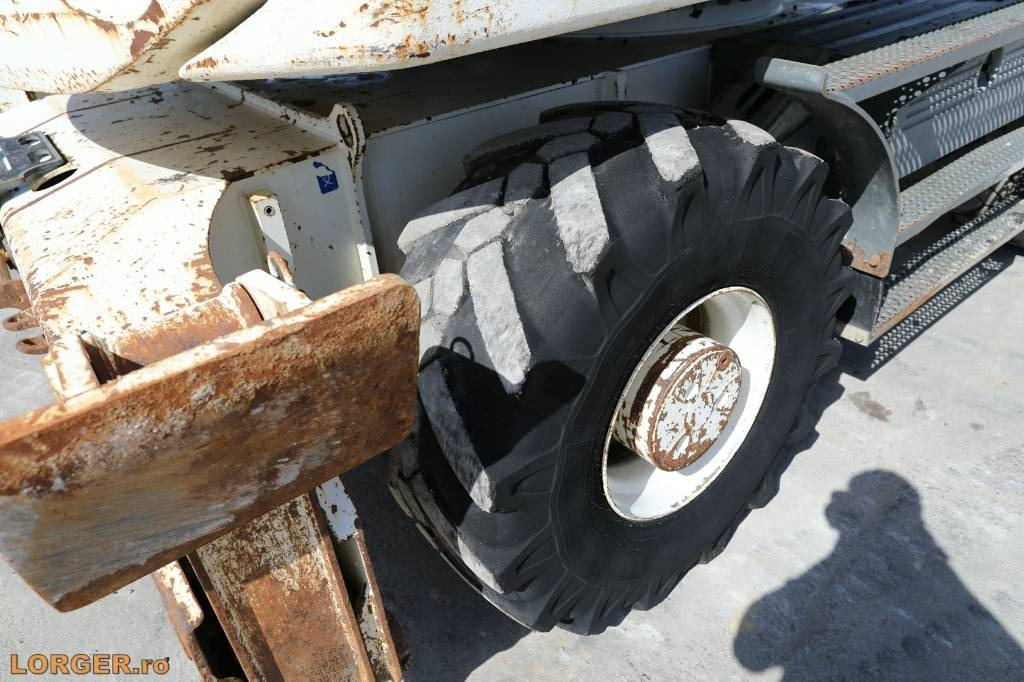 Ratastel ekskavaator Liebherr A 314: pilt 7