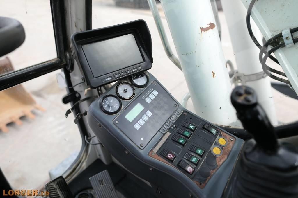 Ratastel ekskavaator Liebherr A 316 Litronic: pilt 19
