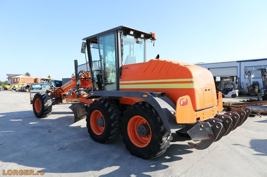 New Holland F 156.6 A with 3D GPS System - Teehöövel: pilt 3 New Holland F 156.6 A with 3D GPS System - Teehöövel: pilt 3