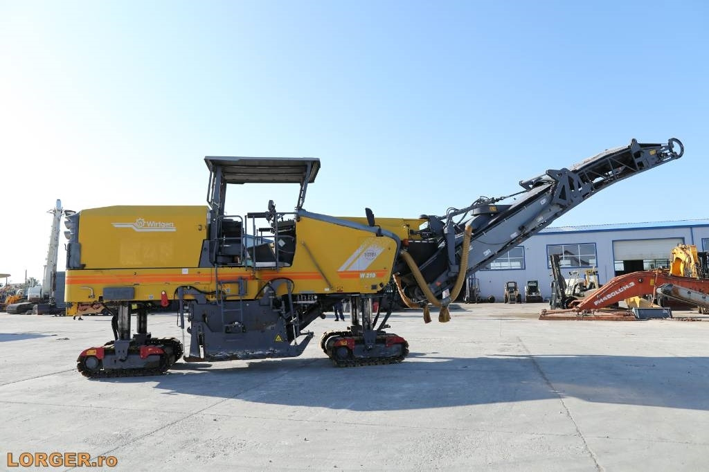 Wirtgen W 210 - Külmhöövel: pilt 5 Wirtgen W 210 - Külmhöövel: pilt 5