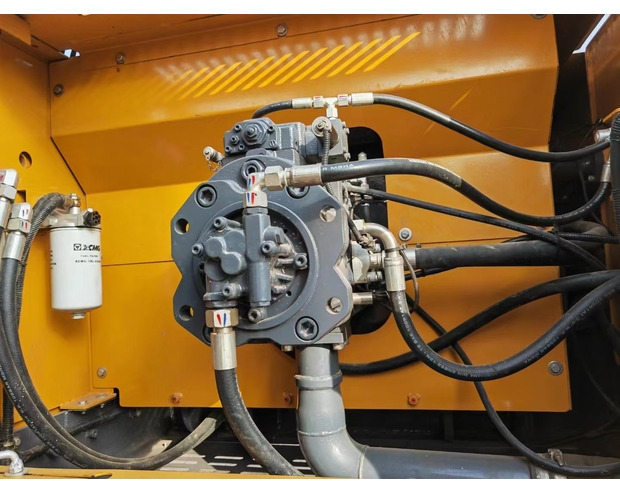 2022 XCMG XE370DA - Lintekskavaator: pilt 4 2022 XCMG XE370DA - Lintekskavaator: pilt 4