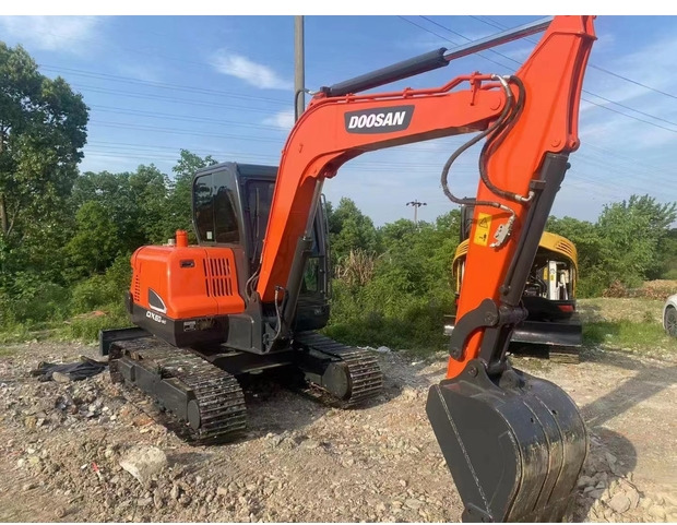2023 Doosan DX60-9C - Lintekskavaator: pilt 3 2023 Doosan DX60-9C - Lintekskavaator: pilt 3