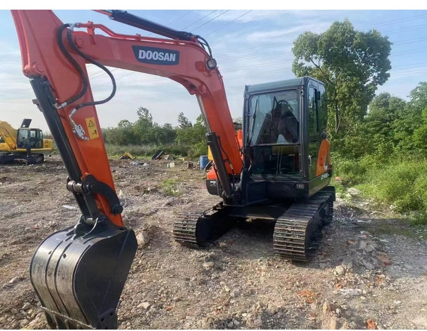 2023 Doosan DX60-9C - Lintekskavaator: pilt 1 2023 Doosan DX60-9C - Lintekskavaator: pilt 1