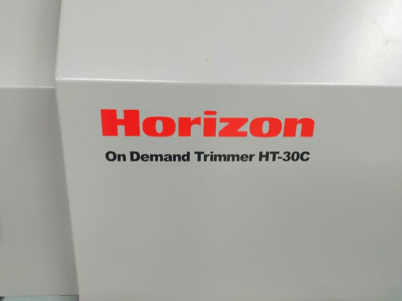 Horizon HT-30 C | 2016 - Paberi lõikamise masin: pilt 1 Horizon HT-30 C | 2016 - Paberi lõikamise masin: pilt 1