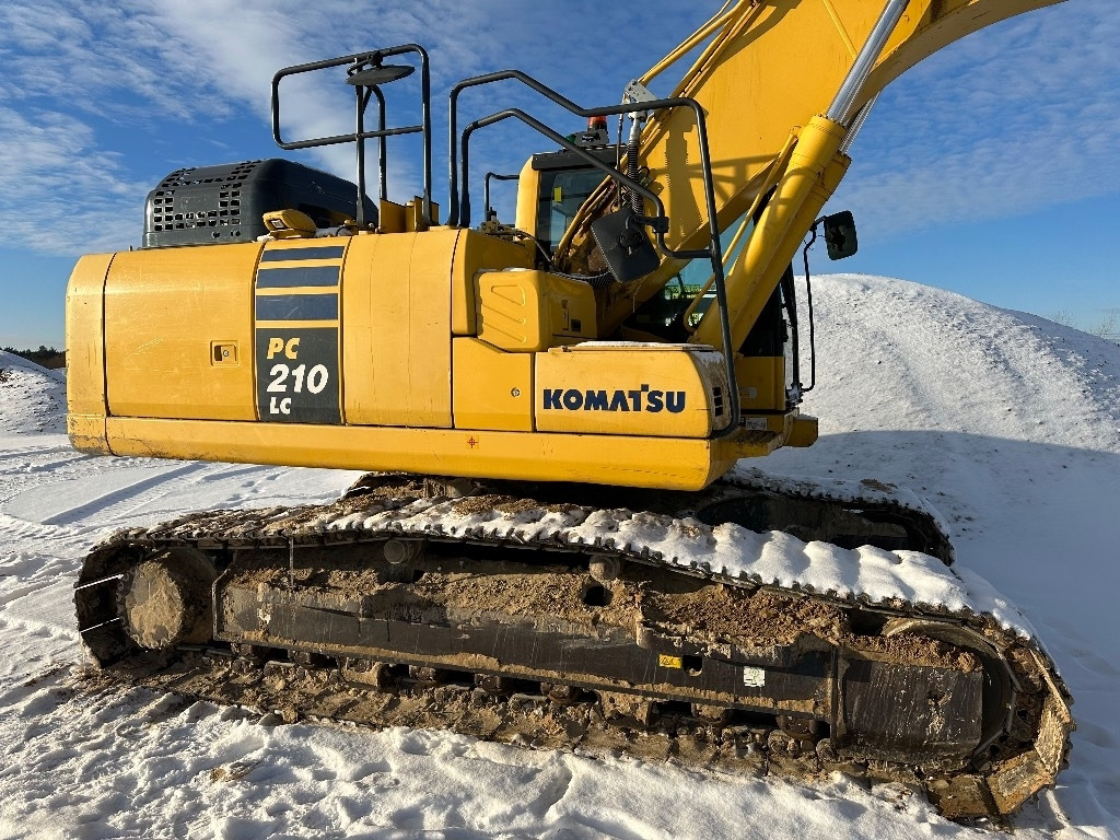 Lintekskavaator Komatsu PC 210 LC-11: pilt 10