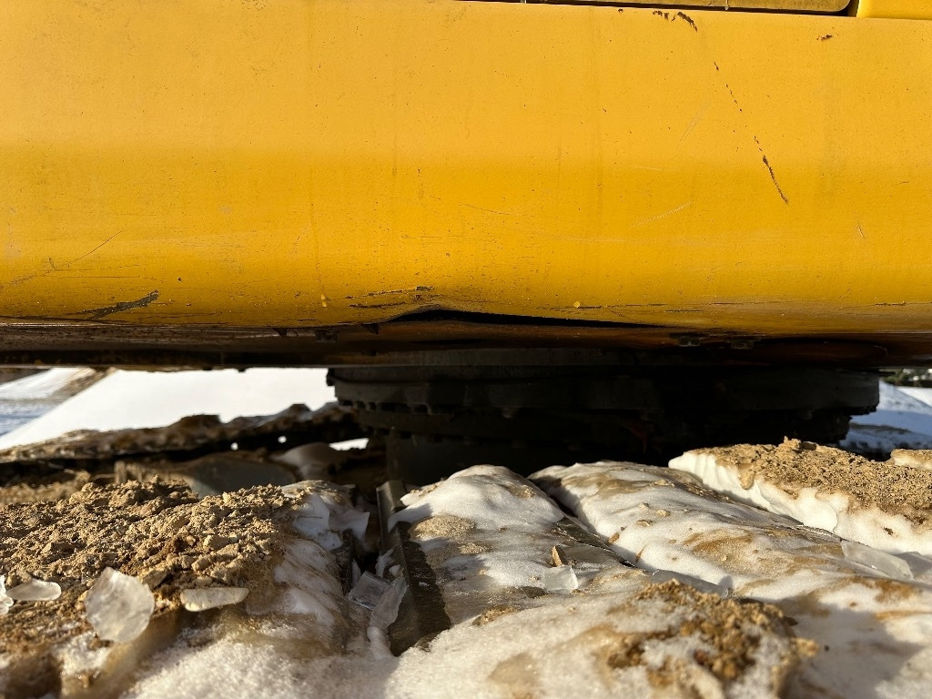 Lintekskavaator Komatsu PC 210 LC-11: pilt 7