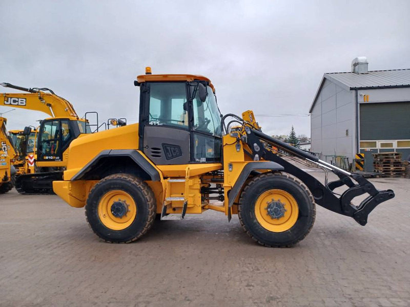 JCB 411 - Rataslaadur: pilt 3 JCB 411 - Rataslaadur: pilt 3