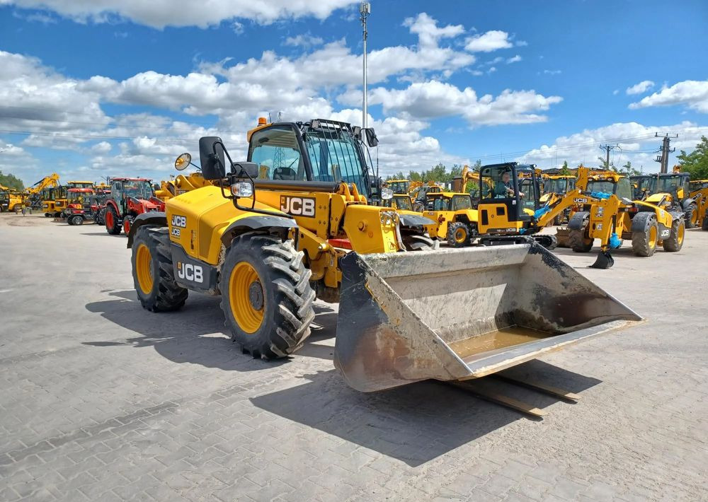 JCB 535-95 - Teleskooplaadur: pilt 3 JCB 535-95 - Teleskooplaadur: pilt 3