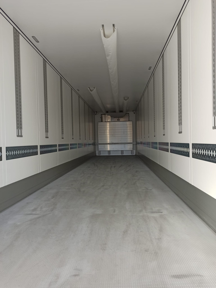 SCHMITZ CARGOBULL ThermoKing SKO 24/L - 13.4 FP COOL V7 FP 60 SMART - Külmutiga poolhaagis: pilt 5 SCHMITZ CARGOBULL ThermoKing SKO 24/L - 13.4 FP COOL V7 FP 60 SMART - Külmutiga poolhaagis: pilt 5