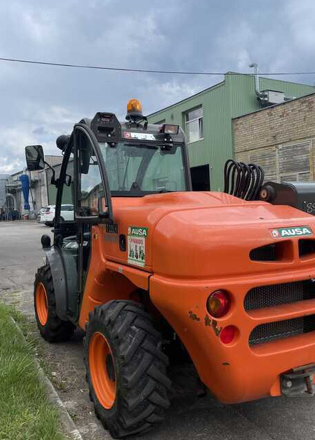 AUSA Ausa T235H - Teleskooplaadur: pilt 3 AUSA Ausa T235H - Teleskooplaadur: pilt 3