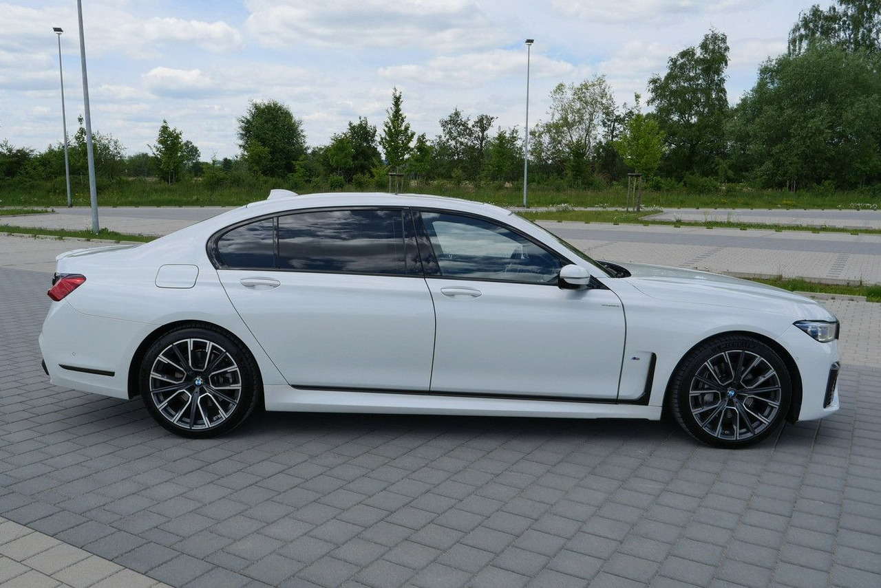 BMW 730Ld XDRIVE /VOLL/REAR ENTERT. /LANGSTRECKE 48V - Sedaan: pilt 3 BMW 730Ld XDRIVE /VOLL/REAR ENTERT. /LANGSTRECKE 48V - Sedaan: pilt 3