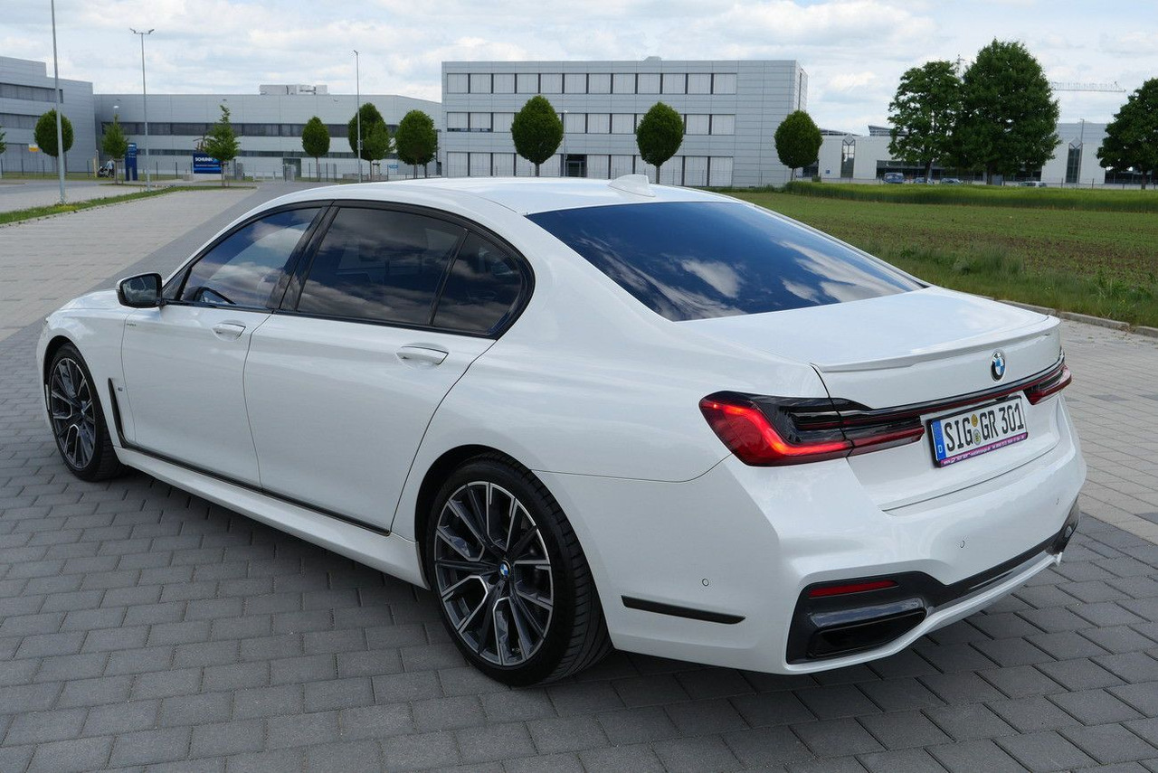 BMW 730Ld XDRIVE /VOLL/REAR ENTERT. /LANGSTRECKE 48V - Sedaan: pilt 5 BMW 730Ld XDRIVE /VOLL/REAR ENTERT. /LANGSTRECKE 48V - Sedaan: pilt 5