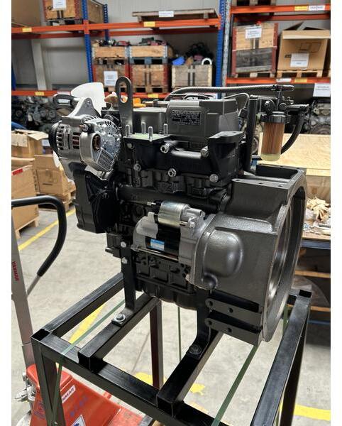 Yanmar Yanmar Motor 3TNV70 - Mootor - Ehitusmasinad: pilt 4 Yanmar Yanmar Motor 3TNV70 - Mootor - Ehitusmasinad: pilt 4