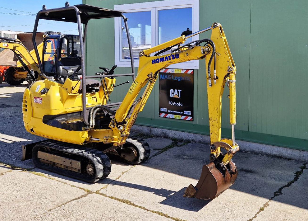 KOMATSU PC12R-8 - Miniekskavaator: pilt 3 KOMATSU PC12R-8 - Miniekskavaator: pilt 3