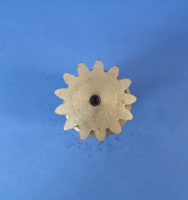 010090A Swing motor shaft Schaeff HR 12, Schaeff 14, Terex TC 16, Terex TC 20, O&K RH1.17, Zeppelin ZRH 12. - Pöördemootor - Ehitusmasinad: pilt 4 010090A Swing motor shaft Schaeff HR 12, Schaeff 14, Terex TC 16, Terex TC 20, O&K RH1.17, Zeppelin ZRH 12. - Pöördemootor - Ehitusmasinad: pilt 4