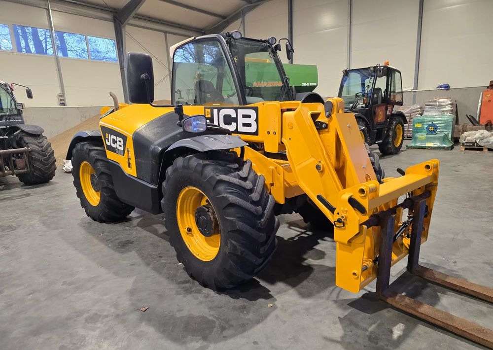 JCB 531-70 Agri - Teleskooplaadur: pilt 2 JCB 531-70 Agri - Teleskooplaadur: pilt 2