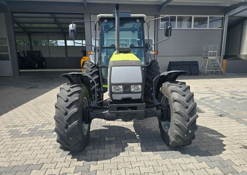 Valtra 800 - Traktor: pilt 3 Valtra 800 - Traktor: pilt 3