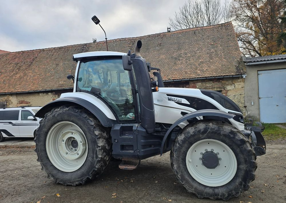 Valtra T 174S - Traktor: pilt 4 Valtra T 174S - Traktor: pilt 4