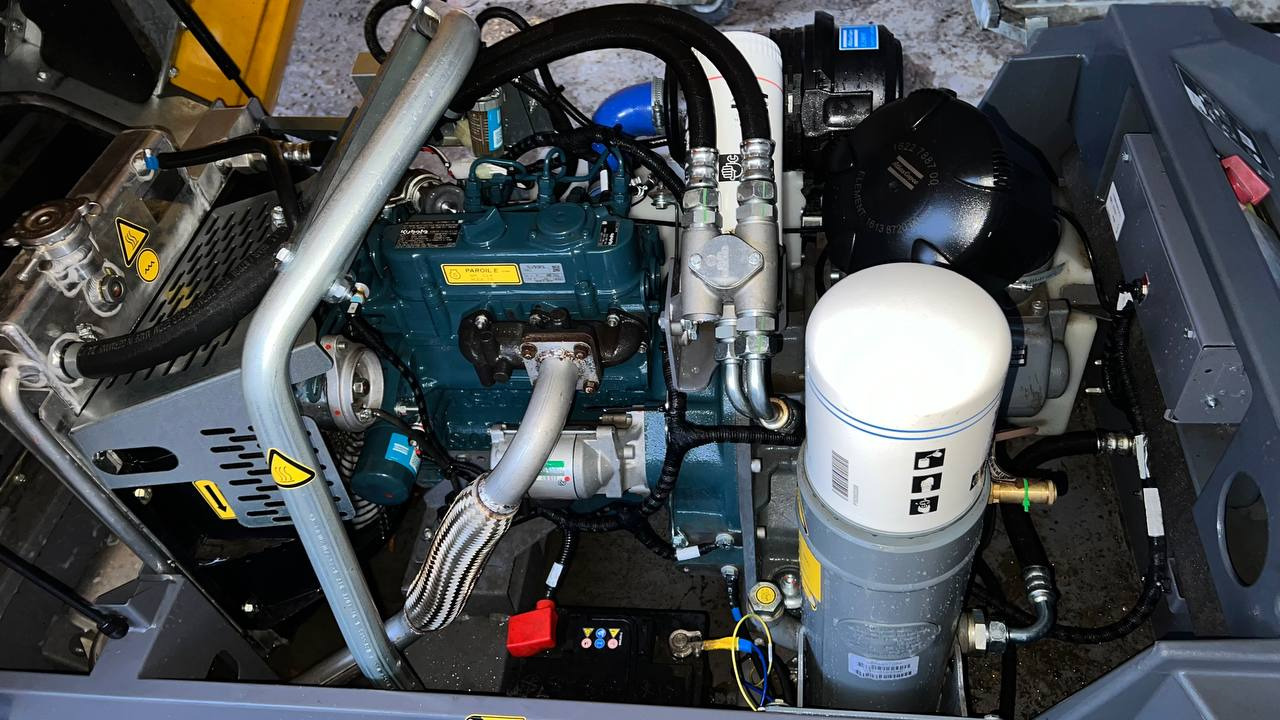 ATLAS Copco XAS48 - Õhukompressor: pilt 2 ATLAS Copco XAS48 - Õhukompressor: pilt 2