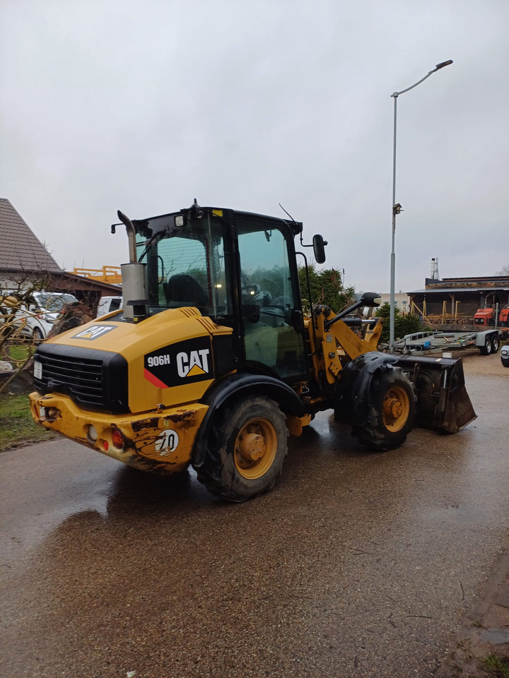 CATERPILLAR 906H - Ekskavaator-laadur: pilt 3 CATERPILLAR 906H - Ekskavaator-laadur: pilt 3