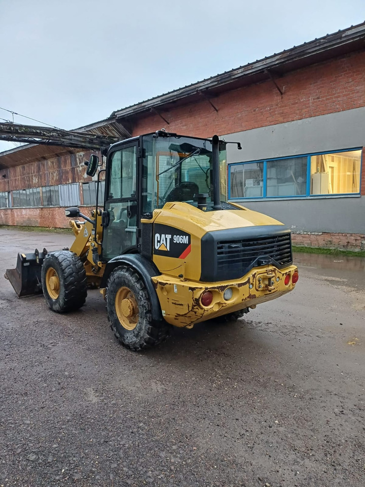 CATERPILLAR 906M - Ekskavaator-laadur: pilt 3 CATERPILLAR 906M - Ekskavaator-laadur: pilt 3