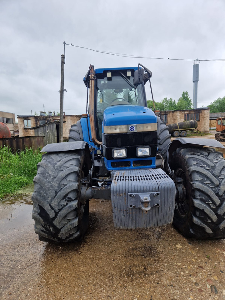 FORD 8670 - Traktor: pilt 2 FORD 8670 - Traktor: pilt 2