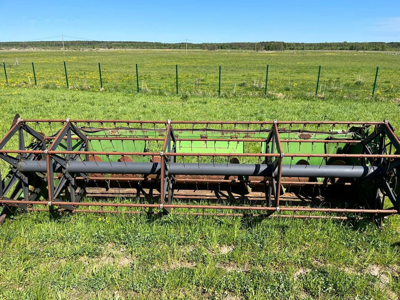 John Deere 1075 - Kombain: pilt 3 John Deere 1075 - Kombain: pilt 3