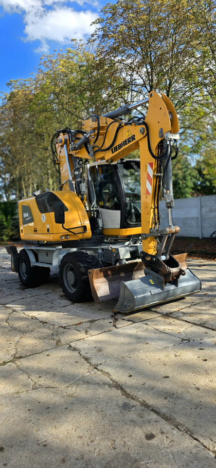 Liebherr A 914 COMPACT - Ratastel ekskavaator: pilt 1 Liebherr A 914 COMPACT - Ratastel ekskavaator: pilt 1