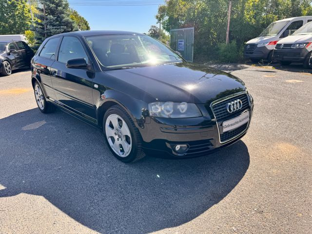 Audi A3 2.0 FSI Ambition S3 nur Export!! - Auto: pilt 2 Audi A3 2.0 FSI Ambition S3 nur Export!! - Auto: pilt 2