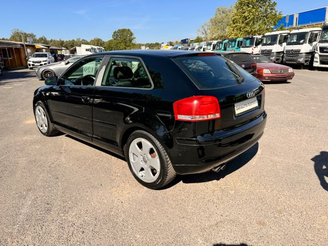 Auto Audi A3 2.0 FSI Ambition S3 nur Export!!: pilt 8 Auto Audi A3 2.0 FSI Ambition S3 nur Export!!: pilt 8