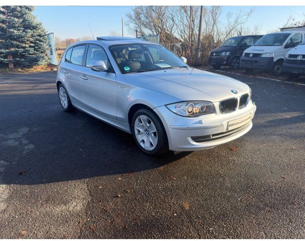 BMW 116i Limousine - Auto: pilt 2 BMW 116i Limousine - Auto: pilt 2