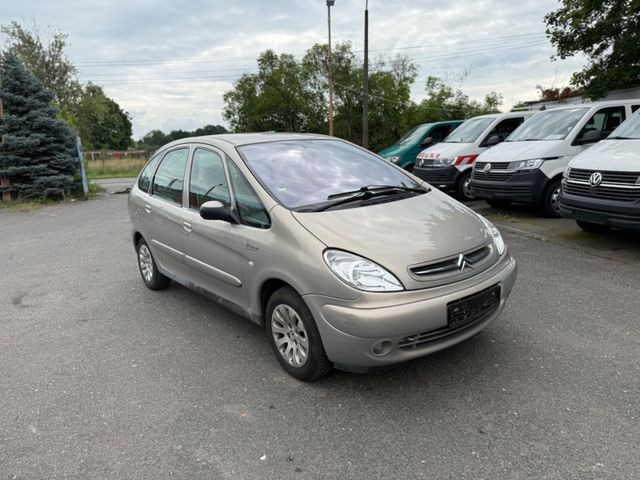 Citroën Xsara Picasso 1.8 16V Exclusive - Sedaan: pilt 2 Citroën Xsara Picasso 1.8 16V Exclusive - Sedaan: pilt 2