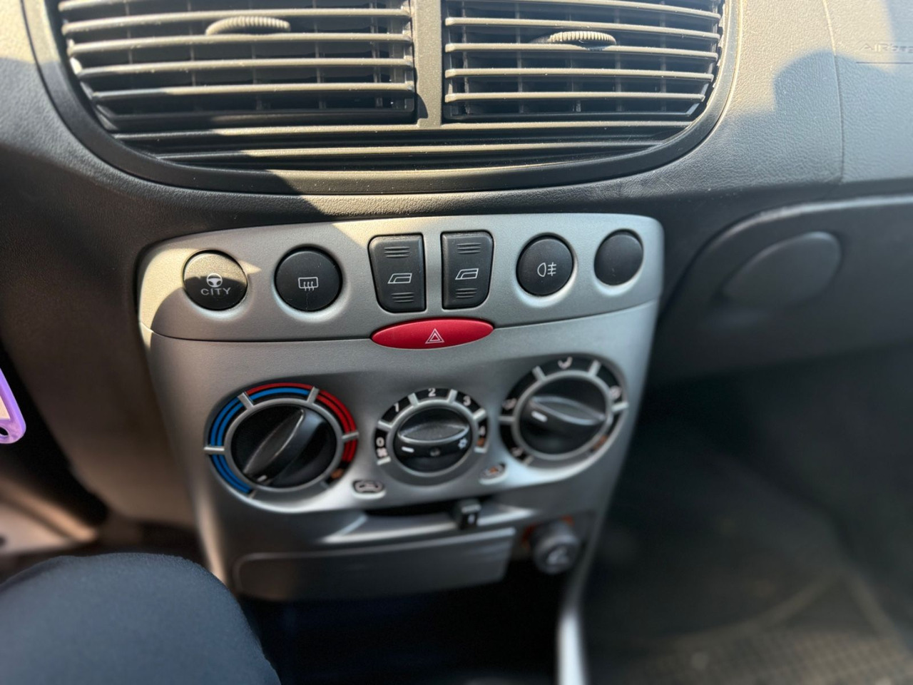 Sedaan Fiat Punto Aktueller HU: pilt 11