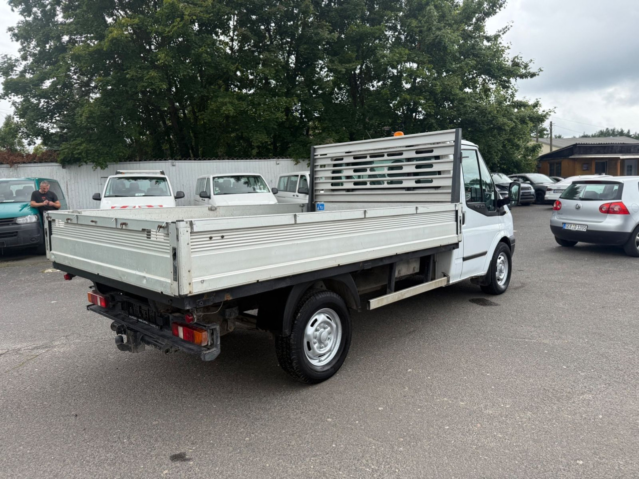 Ford Transit Pritsche FT 350 M Einzelkabine 110 KM - Madelauto: pilt 4 Ford Transit Pritsche FT 350 M Einzelkabine 110 KM - Madelauto: pilt 4