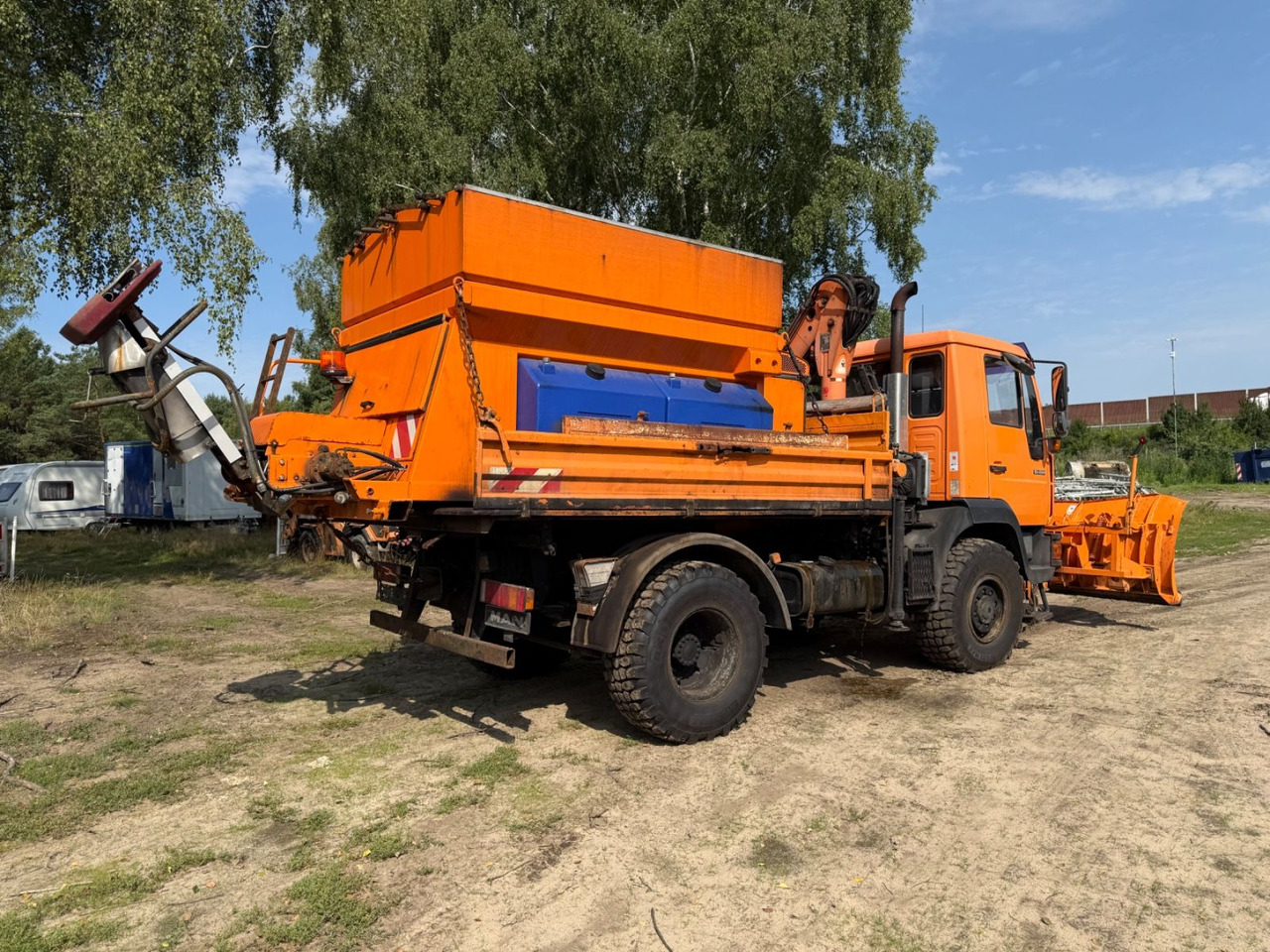 MAN 10.224 Atlas Kran Salzstreuer 4X4 - Kallurauto, Kraanaga veoauto: pilt 5 MAN 10.224 Atlas Kran Salzstreuer 4X4 - Kallurauto, Kraanaga veoauto: pilt 5