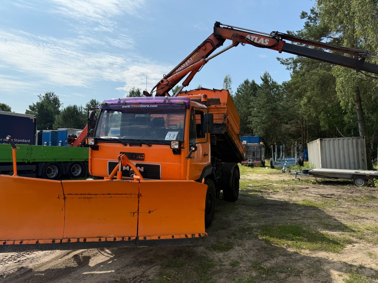MAN 10.224 Atlas Kran Salzstreuer 4X4 - Kallurauto, Kraanaga veoauto: pilt 1 MAN 10.224 Atlas Kran Salzstreuer 4X4 - Kallurauto, Kraanaga veoauto: pilt 1