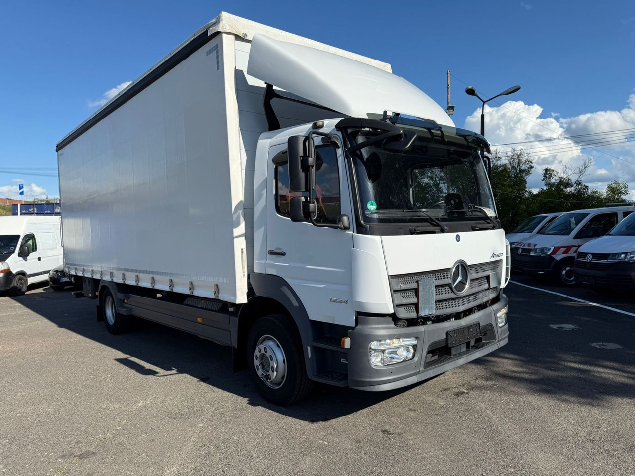 Mercedes-Benz Atego 1224 18 tkm - Kasti veoauto: pilt 2 Mercedes-Benz Atego 1224 18 tkm - Kasti veoauto: pilt 2