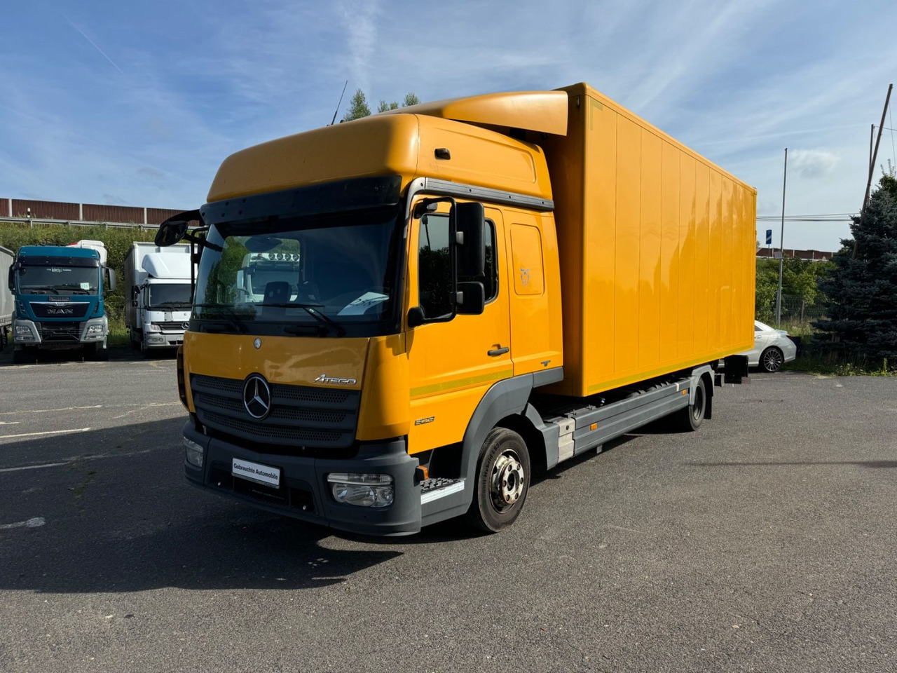 Mercedes-Benz Atego 823 Klima Tempomat - Lbw - Schlafplatz - Kasti veoauto: pilt 3 Mercedes-Benz Atego 823 Klima Tempomat - Lbw - Schlafplatz - Kasti veoauto: pilt 3