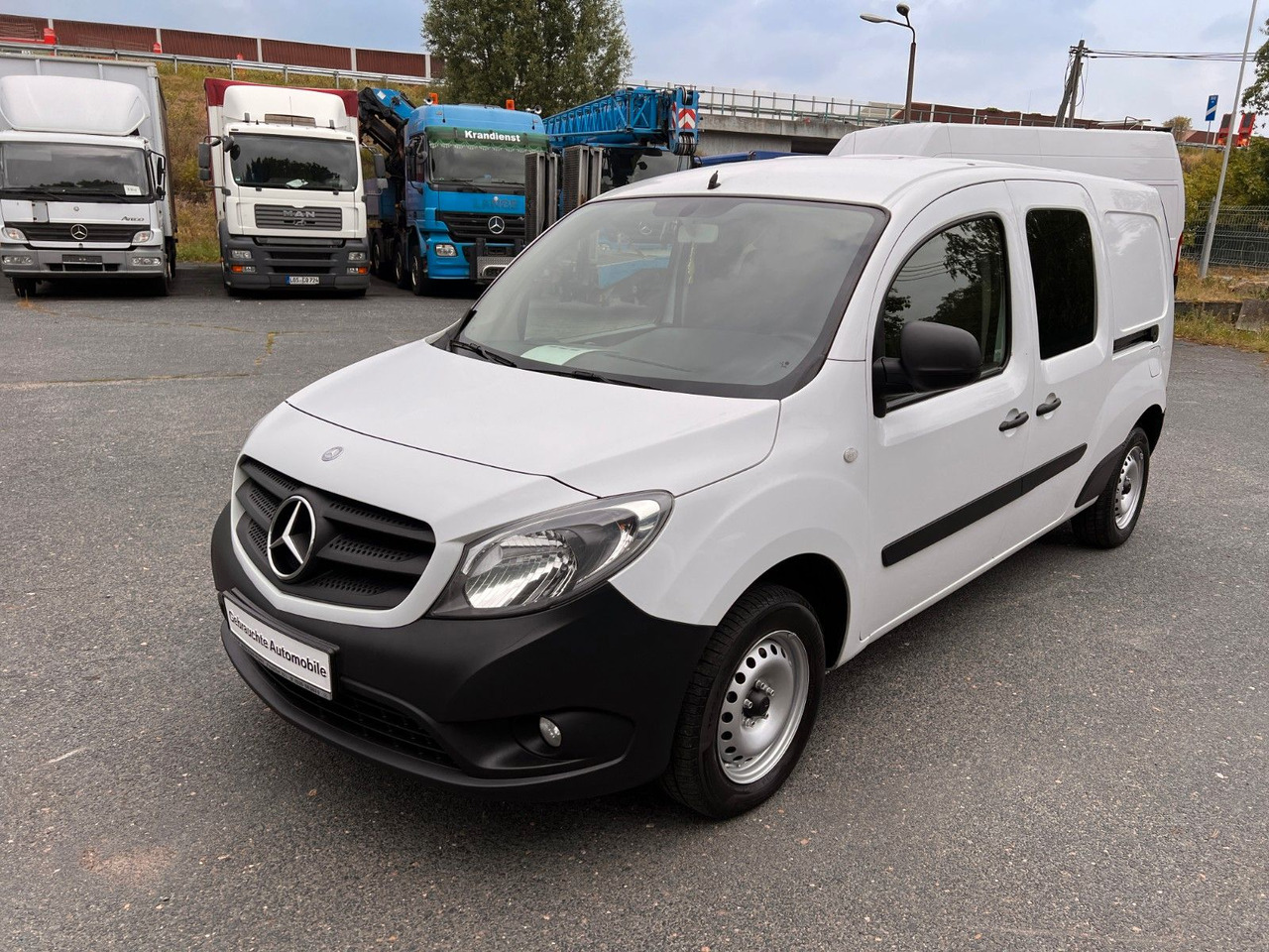 Mercedes-Benz Citan Mixto 111 CDI extralang - Mikrobuss: pilt 3 Mercedes-Benz Citan Mixto 111 CDI extralang - Mikrobuss: pilt 3
