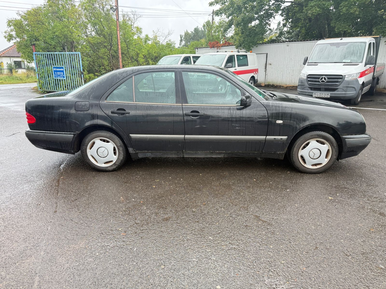 Mercedes-Benz E 200 - Sedaan: pilt 5 Mercedes-Benz E 200 - Sedaan: pilt 5
