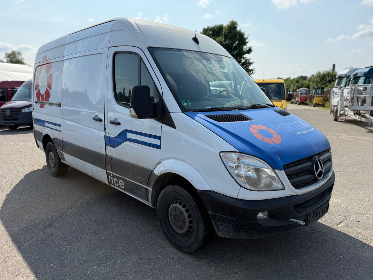 Mercedes-Benz Sprinter II Kasten 313 CDI MOTORSCHADEN !!! - Kaubik: pilt 2 Mercedes-Benz Sprinter II Kasten 313 CDI MOTORSCHADEN !!! - Kaubik: pilt 2