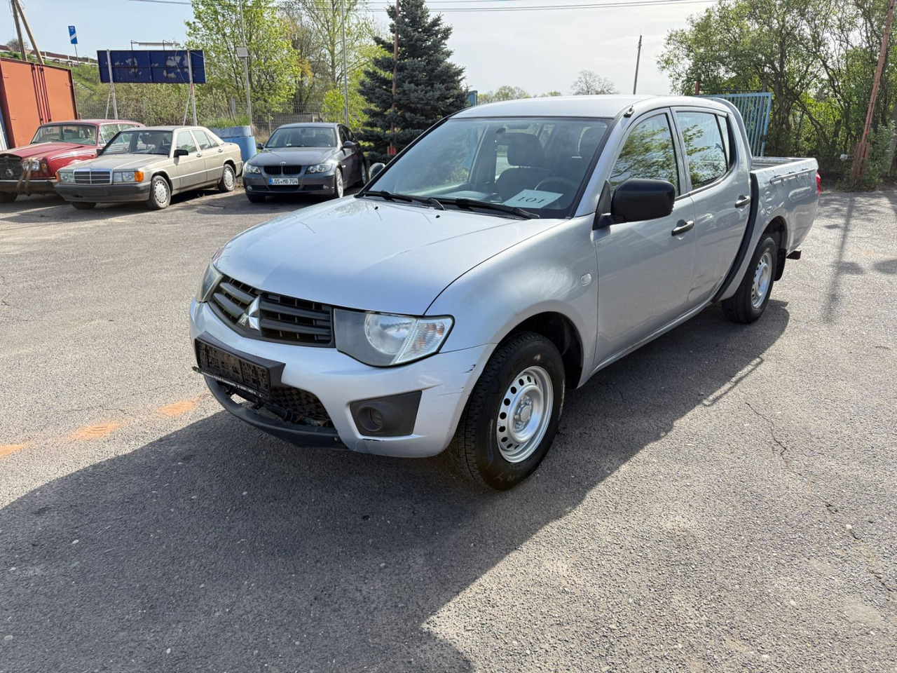 Mitsubishi L200 Inform Doppelkabine 2WD - Maastur: pilt 2 Mitsubishi L200 Inform Doppelkabine 2WD - Maastur: pilt 2