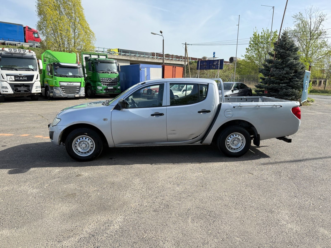 Mitsubishi L200 Inform Doppelkabine 2WD - Maastur: pilt 3 Mitsubishi L200 Inform Doppelkabine 2WD - Maastur: pilt 3