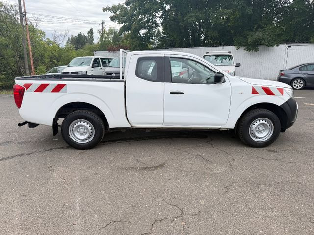 Nissan Navara NP300 Visia King Cab 4x4 - Maastur: pilt 5 Nissan Navara NP300 Visia King Cab 4x4 - Maastur: pilt 5