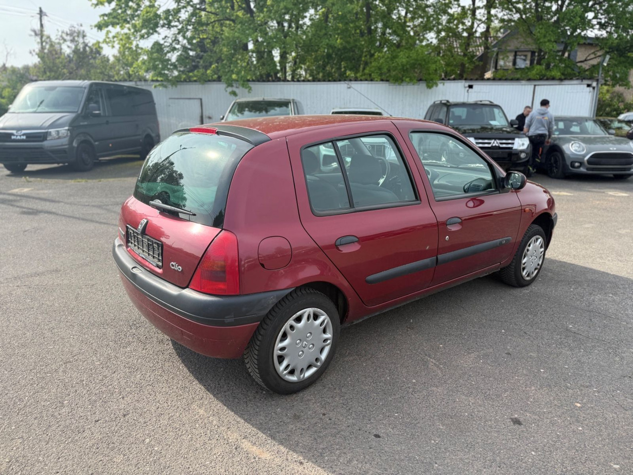 Renault Clio Basis 1.2 HU - Sedaan: pilt 4 Renault Clio Basis 1.2 HU - Sedaan: pilt 4